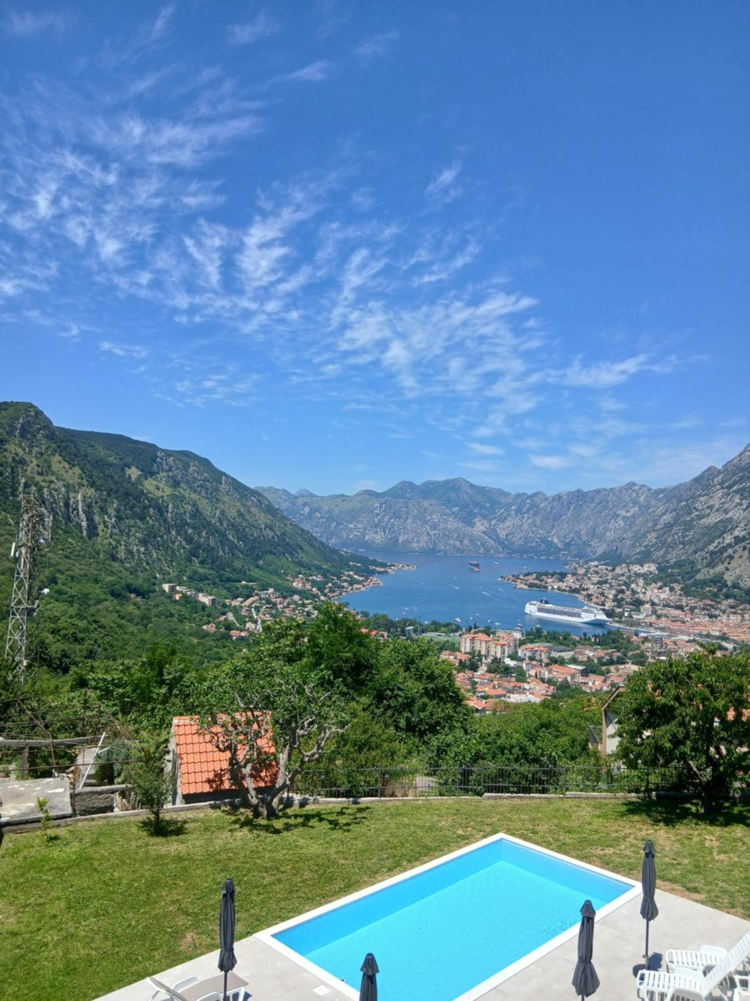 Apartments Orizzonte With Beautiful View Of The Bay Kotor Zimmer foto