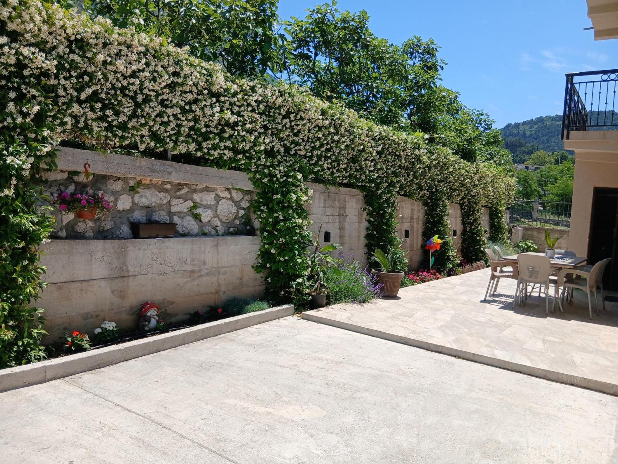 Apartments Orizzonte With Beautiful View Of The Bay Kotor Exterior foto