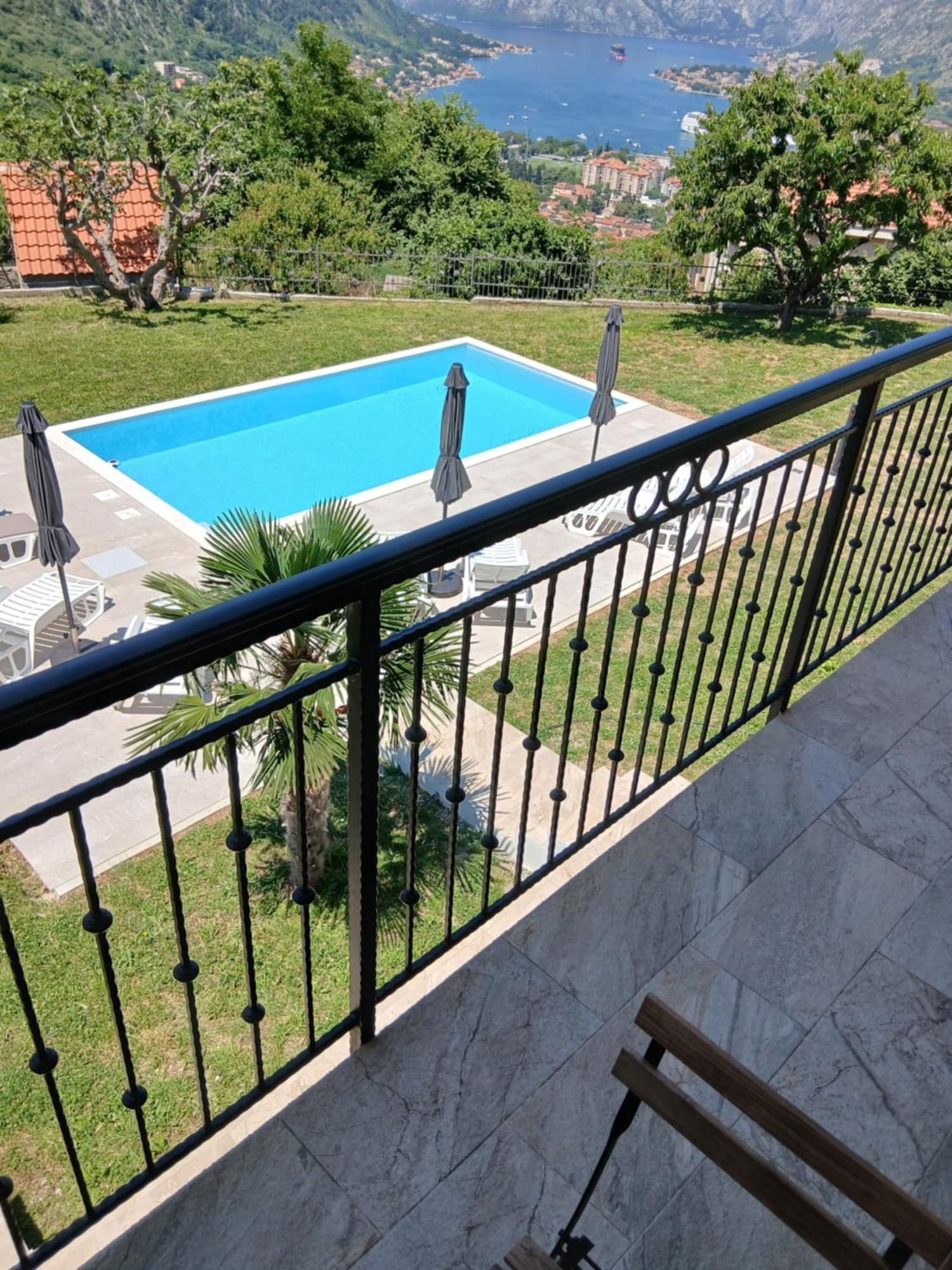 Apartments Orizzonte With Beautiful View Of The Bay Kotor Exterior foto