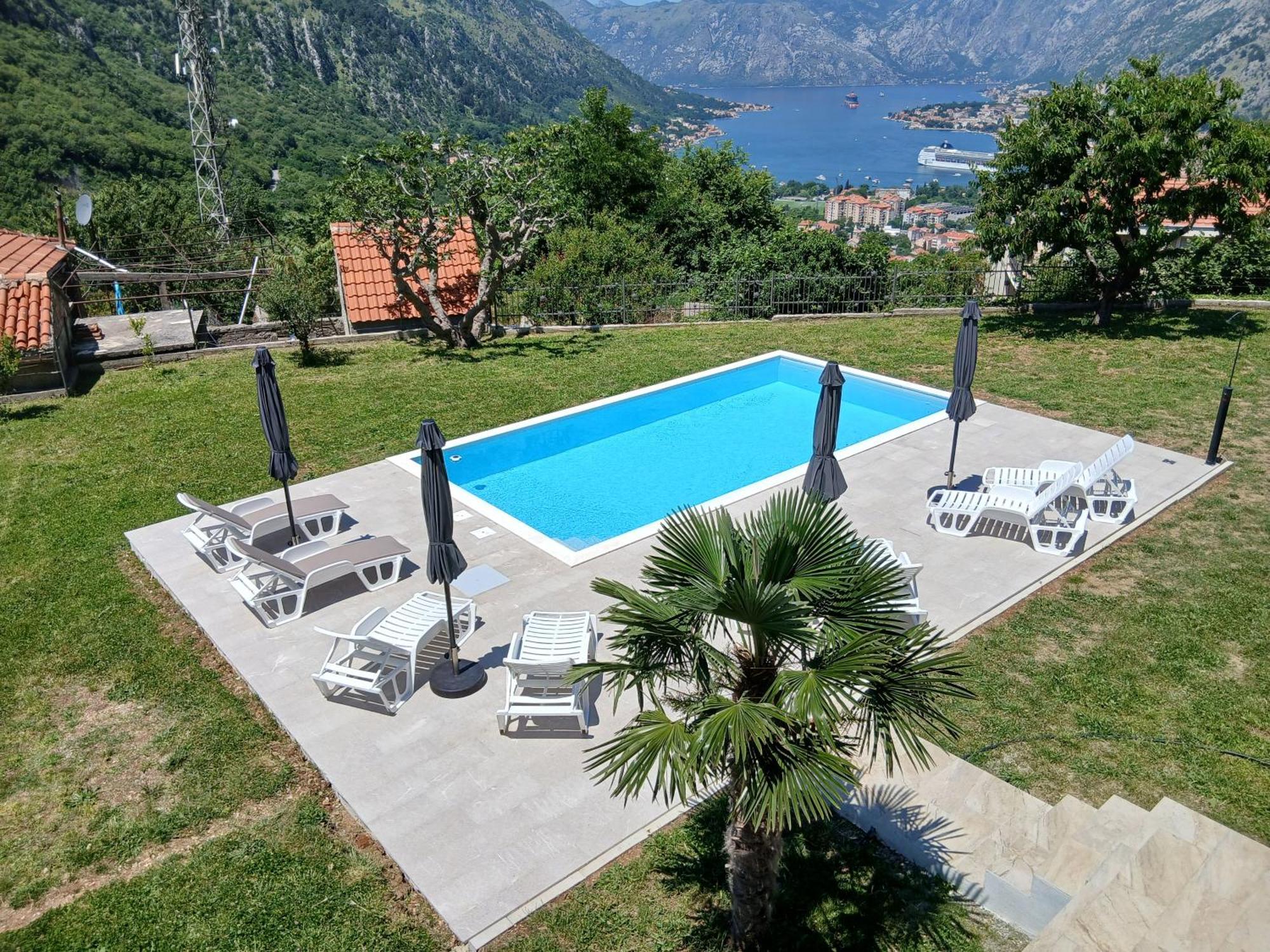 Apartments Orizzonte With Beautiful View Of The Bay Kotor Exterior foto